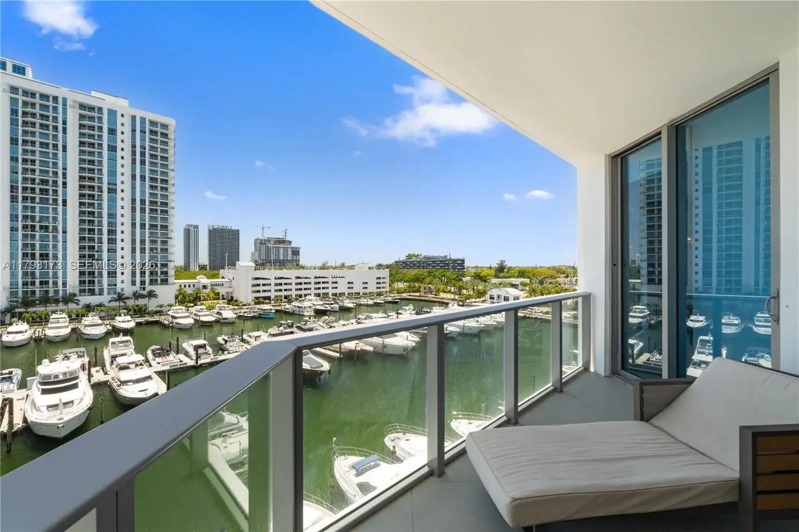 17301 Biscayne Blvd # 603, North Miami Beach FL 33160 photo 2