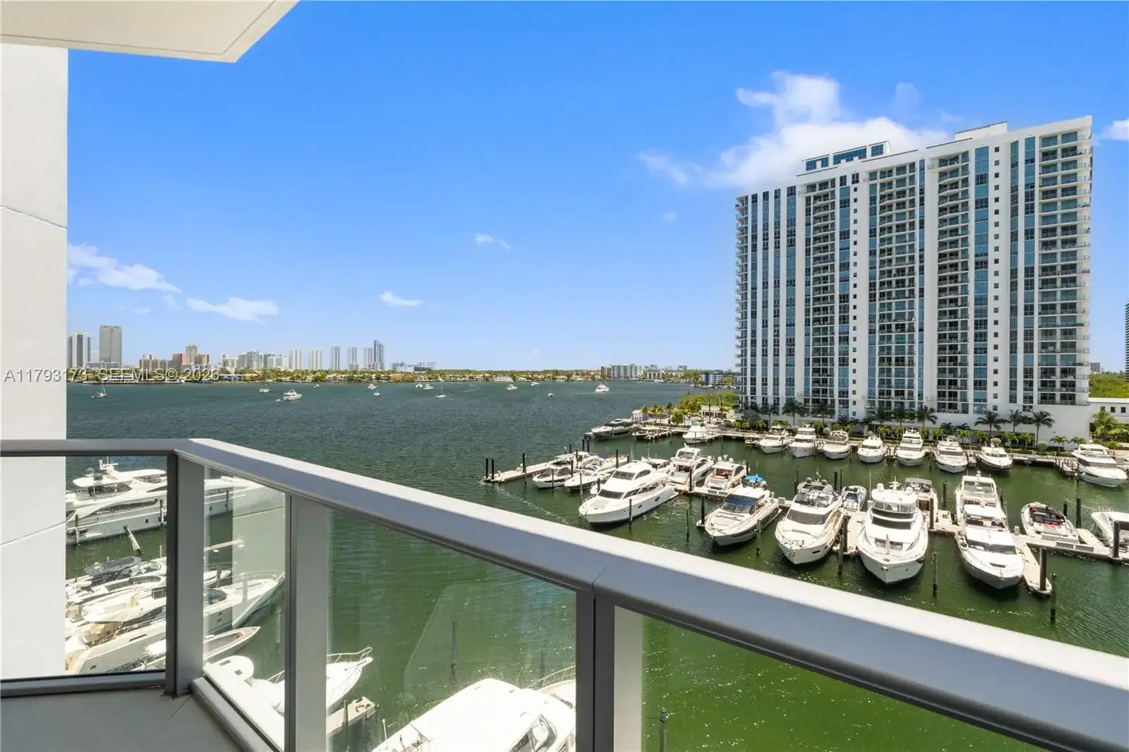 17301 Biscayne Blvd # 603, North Miami Beach FL 33160 photo 3