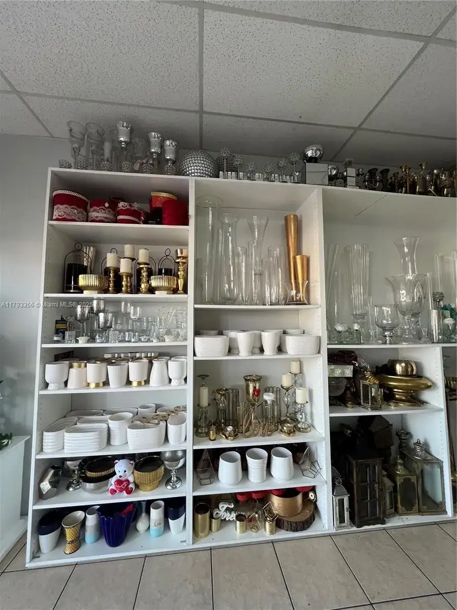 FLOWER SHOP FOR SALE SW 137th Ave, Miami FL 33175 photo 3