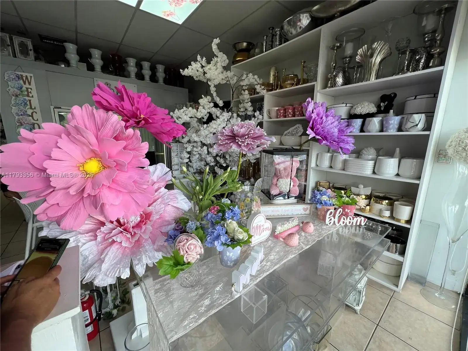 FLOWER SHOP FOR SALE SW 137th Ave, Miami FL 33175 photo 5