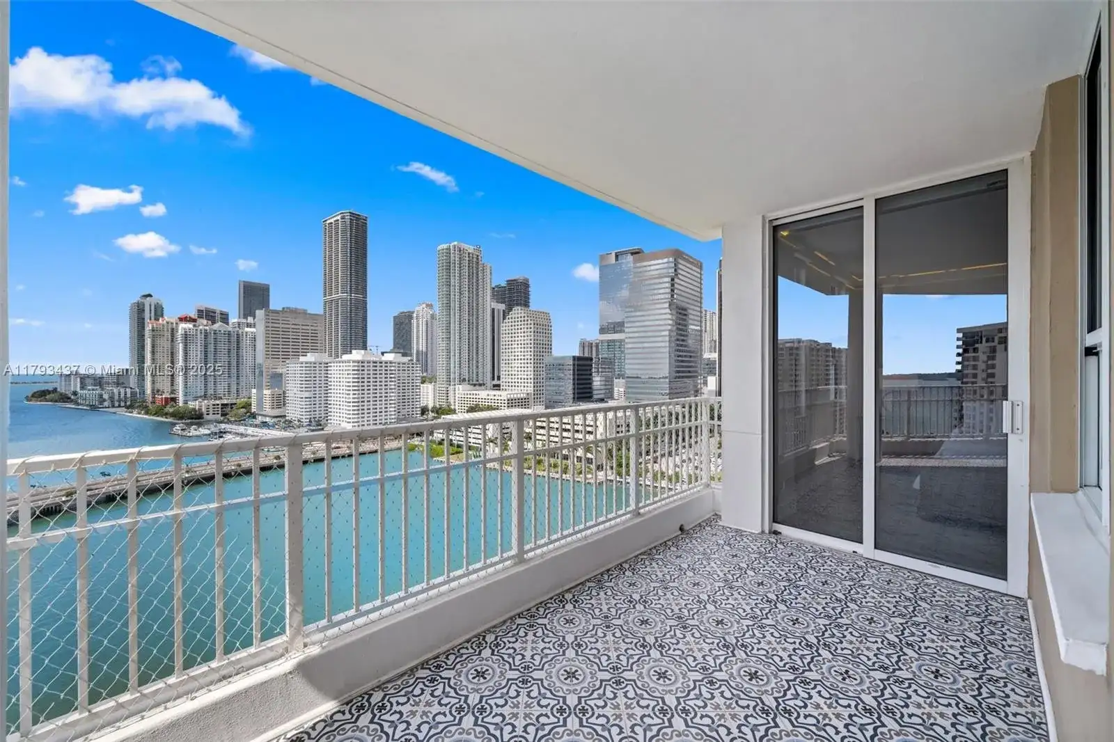 701 Brickell Key Blvd # 1812, Miami FL 33131 photo 4