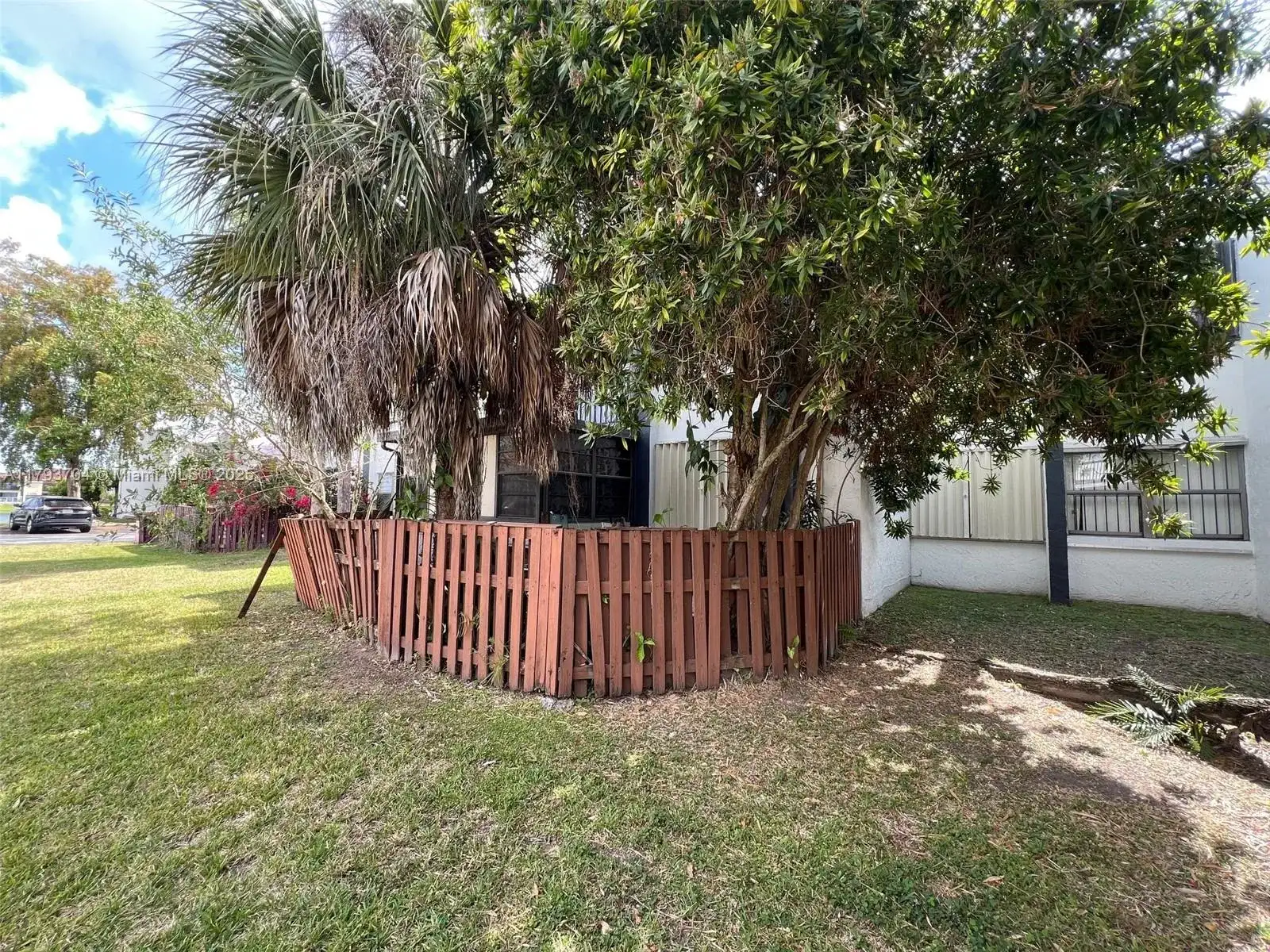 460 W Park Dr # 103, Miami FL 33172 photo 5