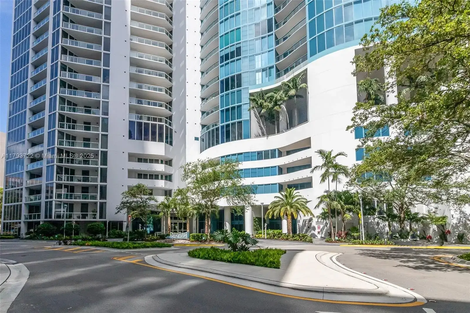 333 Las Olas Way # 2401, Fort Lauderdale FL 33301 photo 2