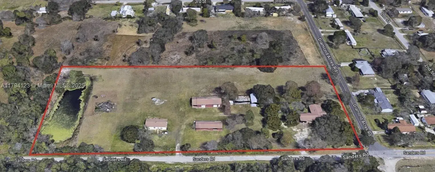 3100-3112 Sanders Rd, Davenport FL 33837