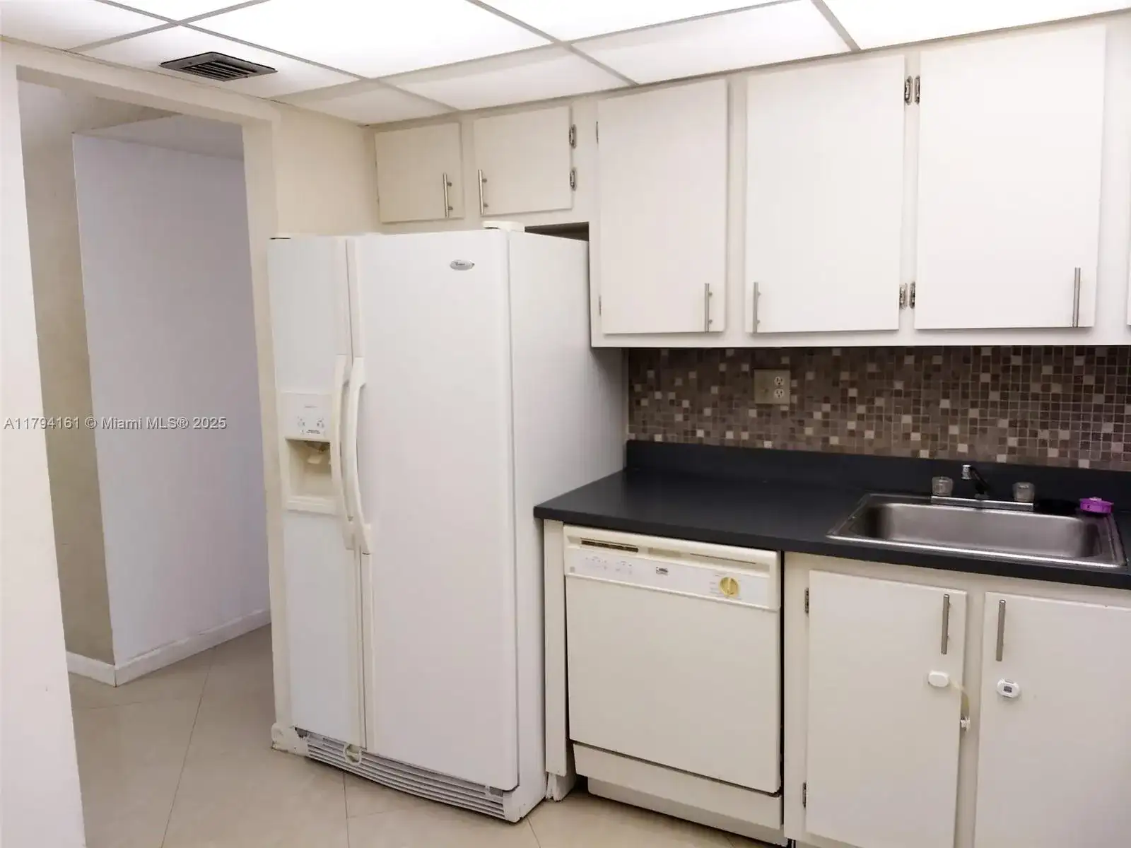 4394 NW 9th Ave # 3C, Deerfield Beach FL 33064 photo 3