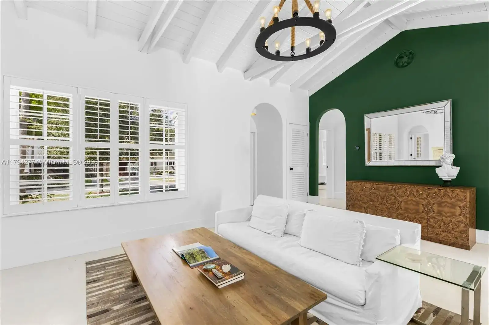 712 NE 72nd St, Miami FL 33138 photo 2