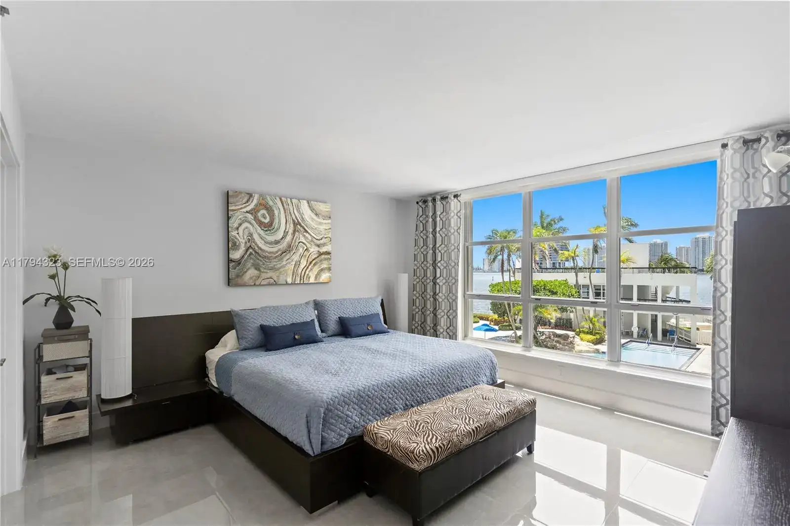 3600 Mystic Pointe Dr # 306, Aventura FL 33180 photo 2