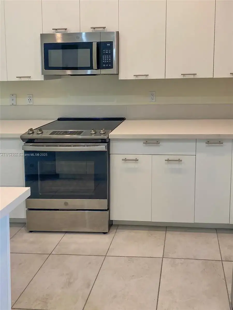 8301 NW 41st St # B107, Doral FL 33166 photo 2