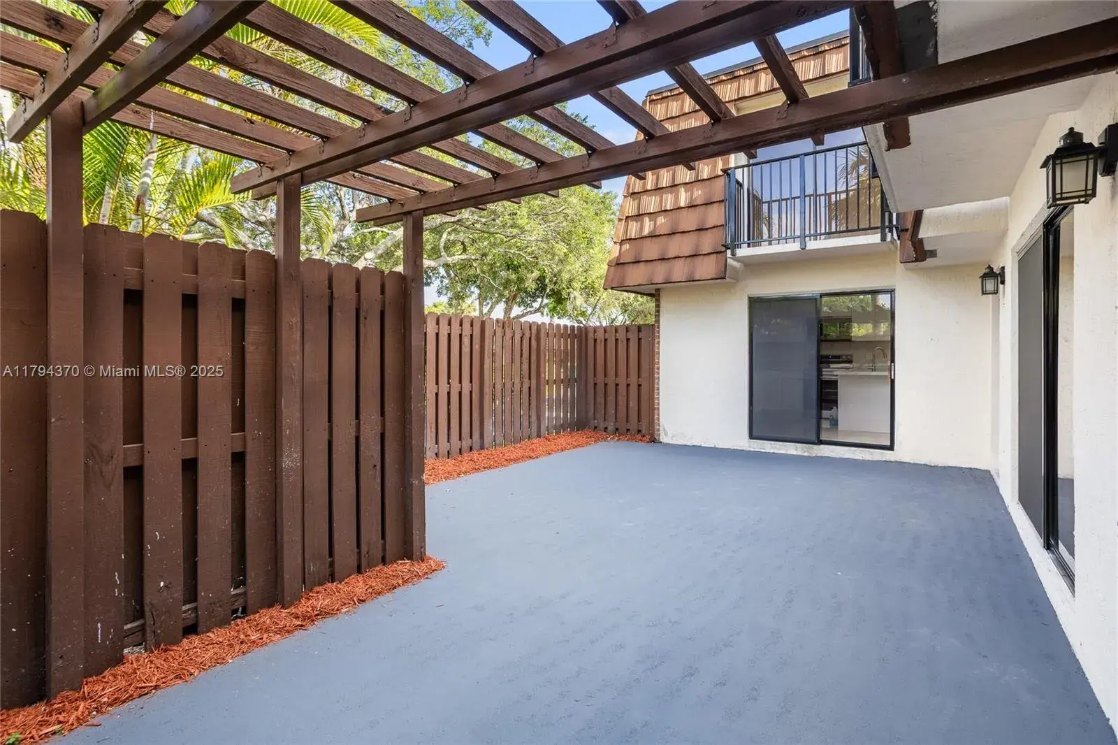 853 SW 118th Ter, Davie FL 33325