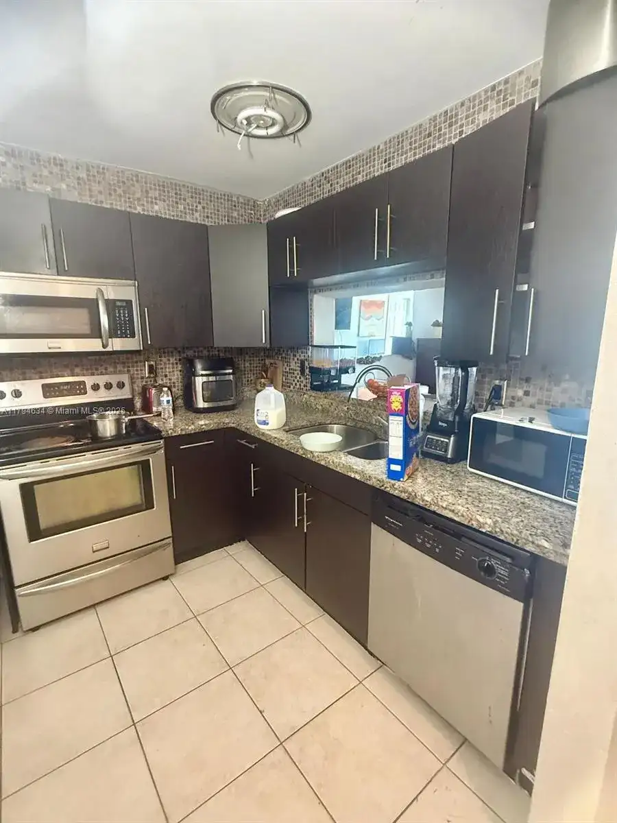 488 NW 165th St Rd # 512, Miami FL 33169 photo 5