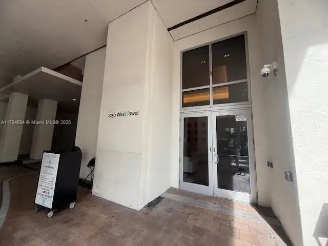 1050 Brickell Ave # 1602, Miami FL 33131 photo 3