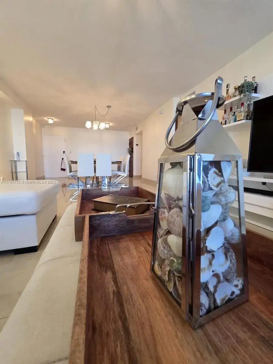 9225 Collins Ave # 1409, Surfside FL 33154 photo 4