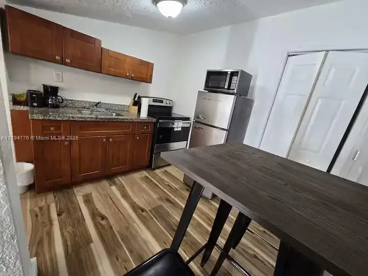 7638 N Miami Avenue # 7, Miami FL 33150 photo 2