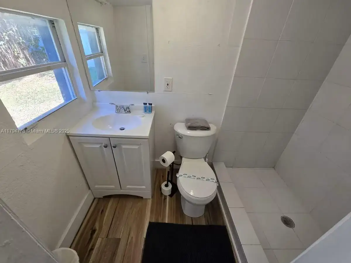 7638 N Miami Avenue # 7, Miami FL 33150 photo 5
