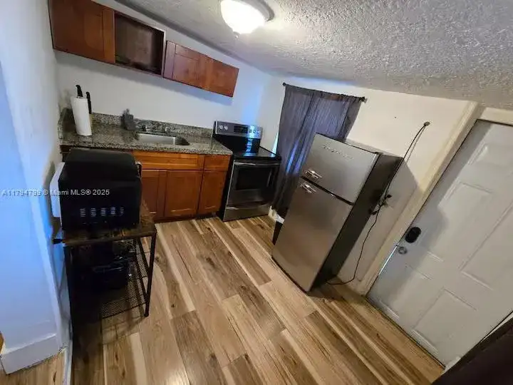 7638 N Miami Avenue # 8, Miami FL 33150 photo 3