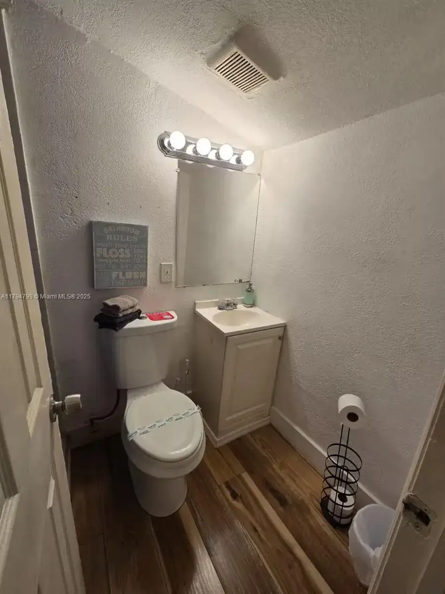 7638 N Miami Avenue # 8, Miami FL 33150 photo 5
