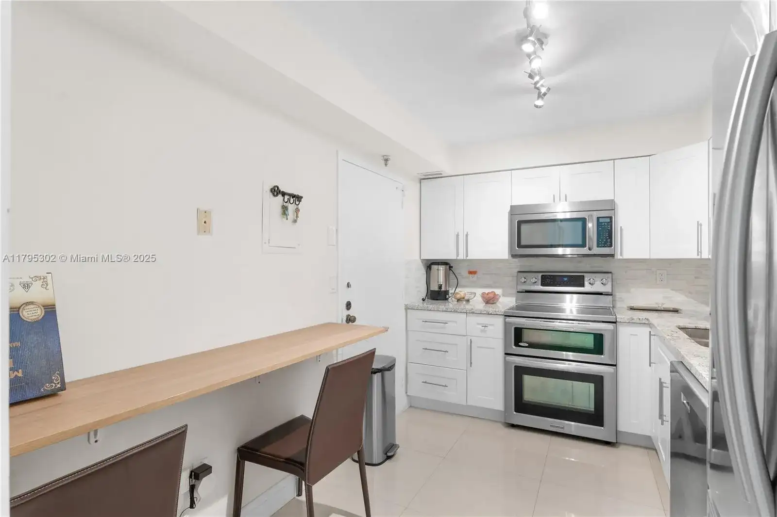 9511 Collins Ave # 301, Surfside FL 33154 photo 3