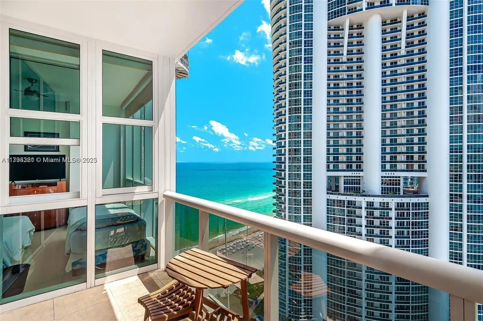 18201 Collins Ave # 3405, Sunny Isles Beach FL 33160 photo 2