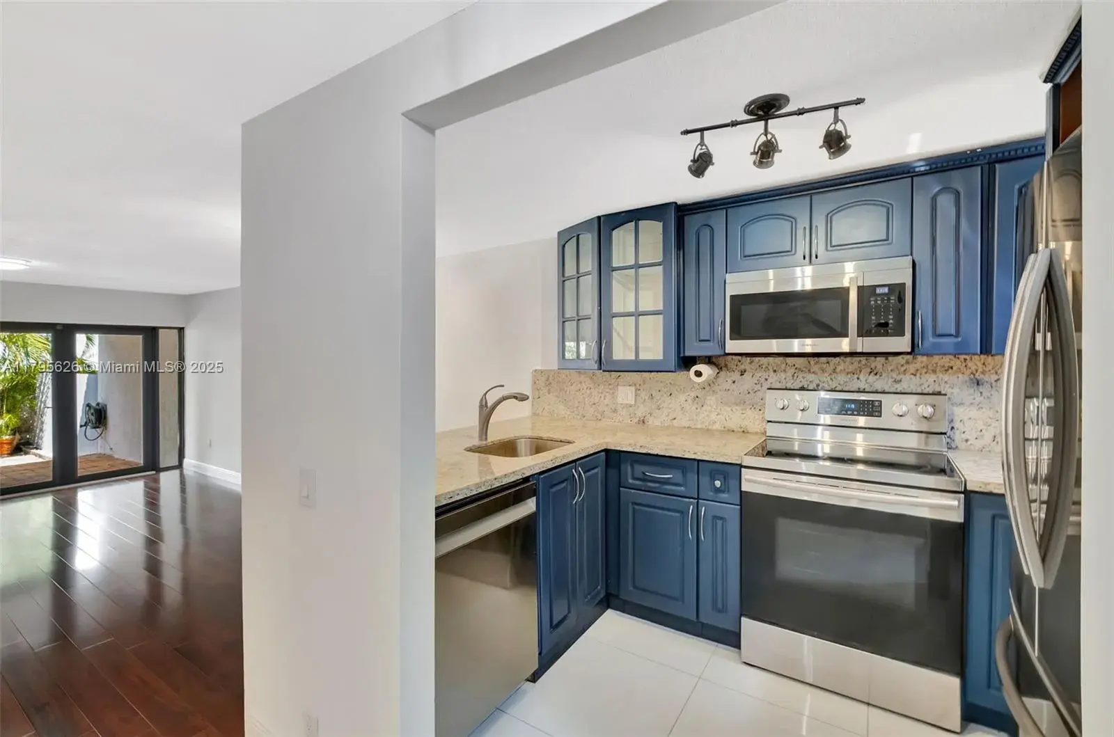 1901 NW S River Dr # B, Miami FL 33125