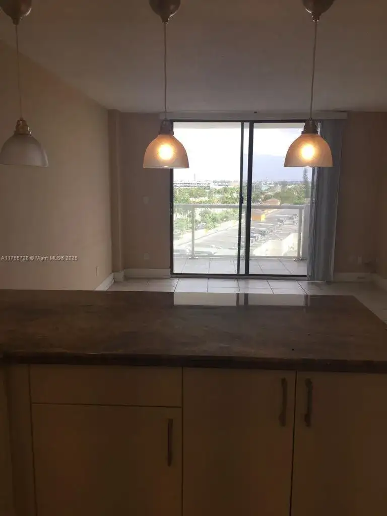 13499 Biscayne Blvd # 713, North Miami FL 33181 photo 3