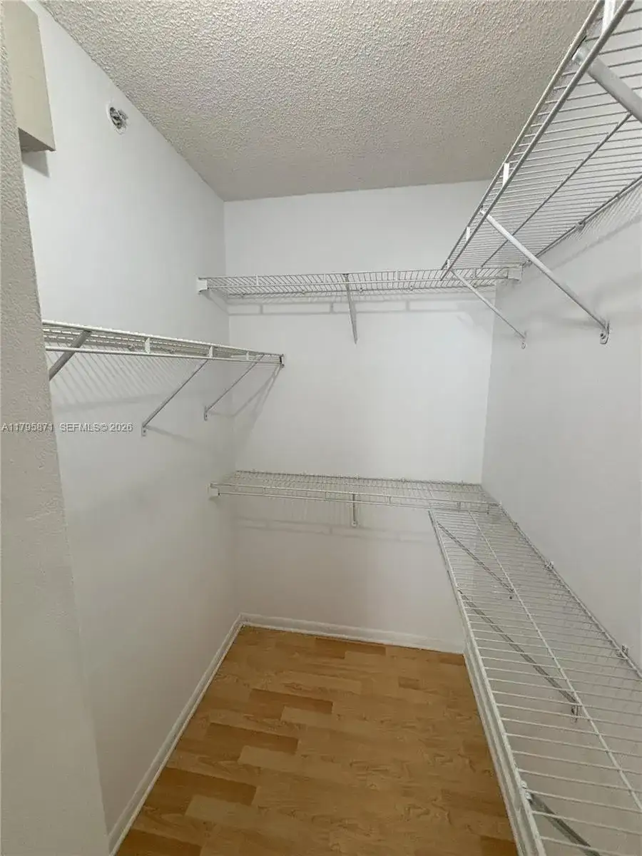126 SW 17th Rd # 505, Miami FL 33129 photo 3