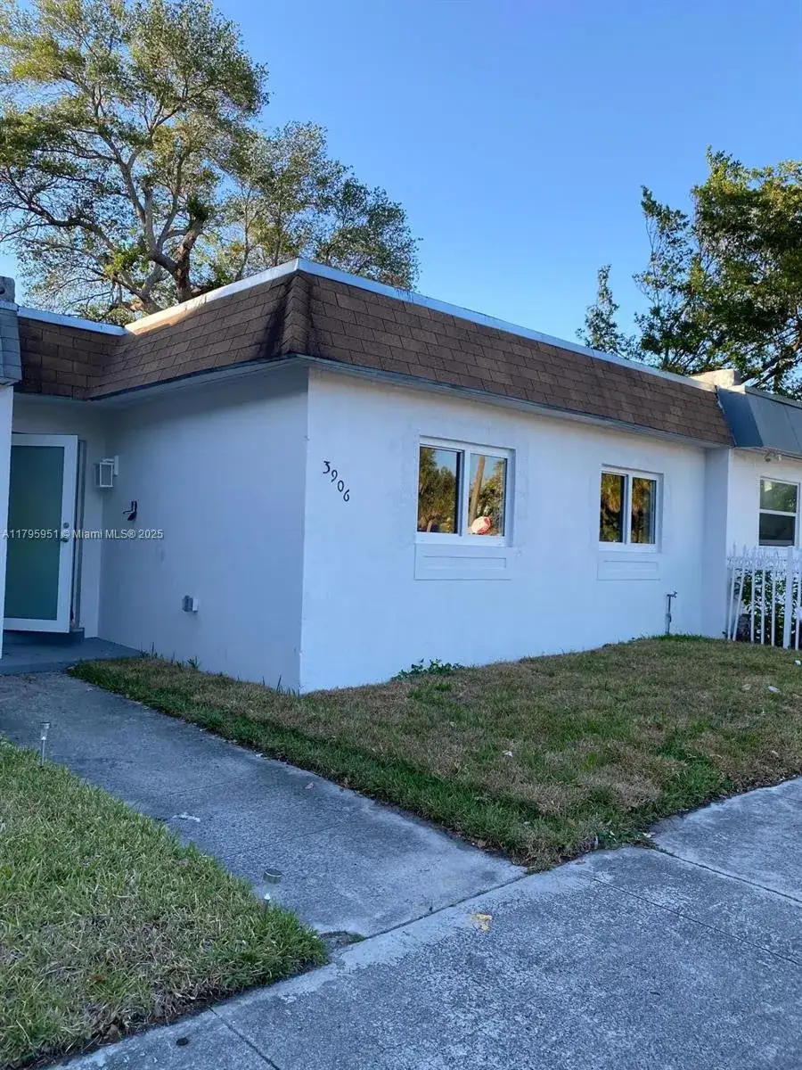 3906 NW 207th St Rd # 3906, Miami Gardens FL 33055
