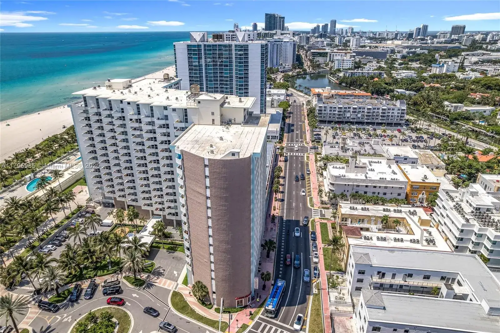 2899 Collins Ave # 1218, Miami Beach FL 33140 photo 3