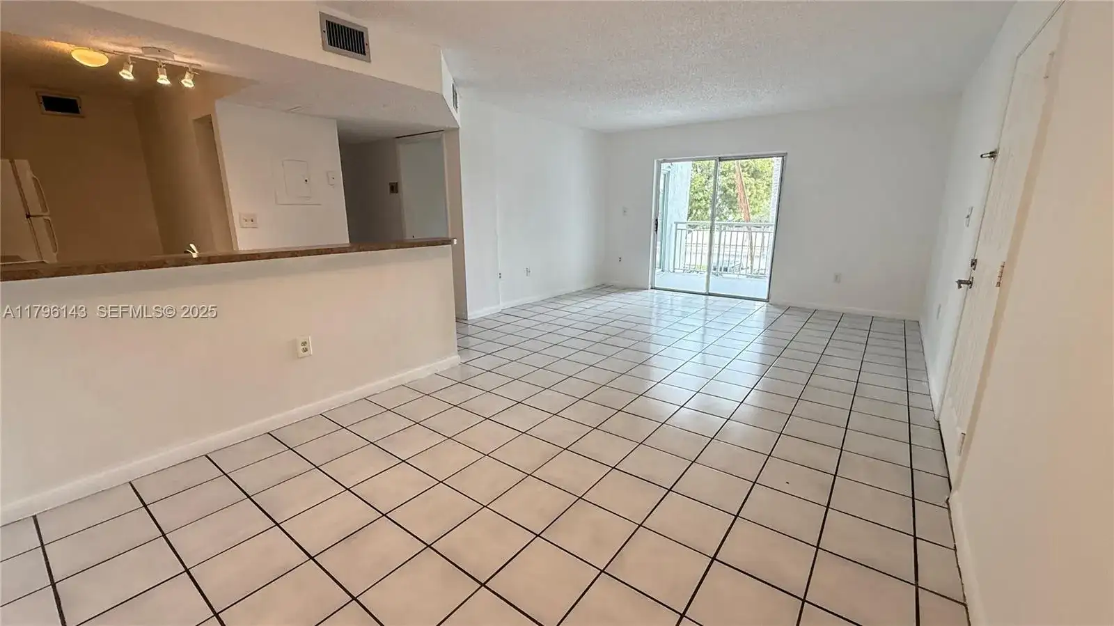 8560 SW 212th St # 203, Cutler Bay FL 33189 photo 5