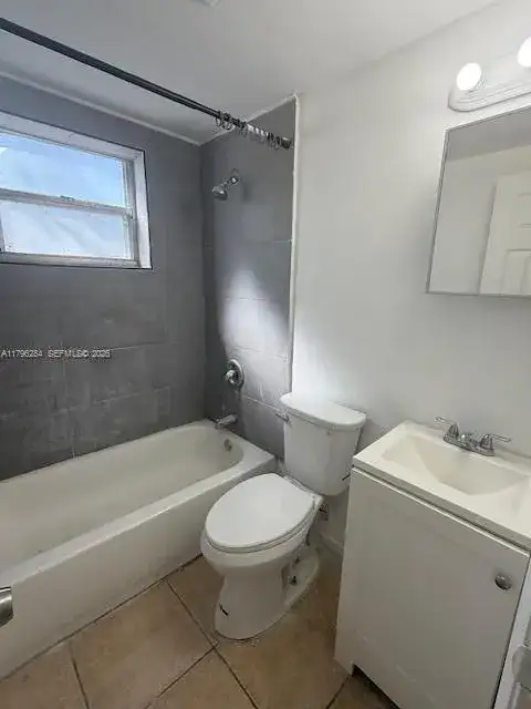 3698 William Ave # 5, Miami FL 33133 photo 5