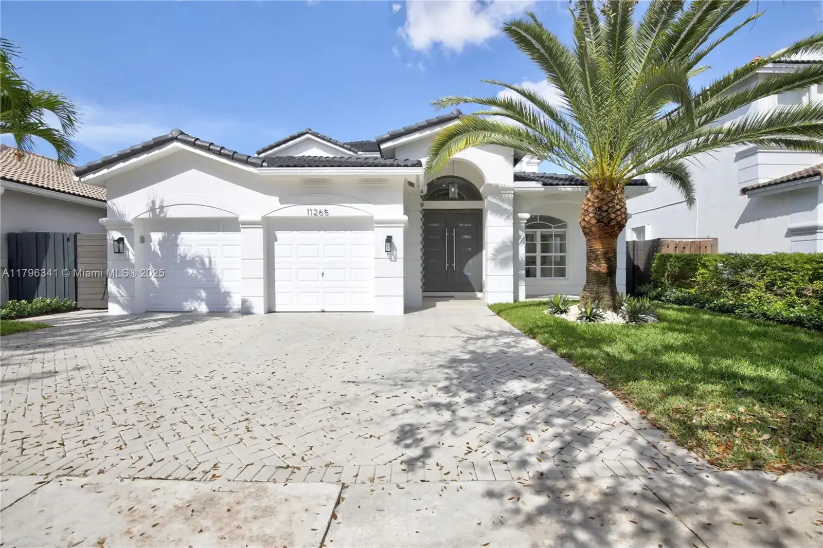 11265 NW 78th St, Doral FL 33178 photo 2