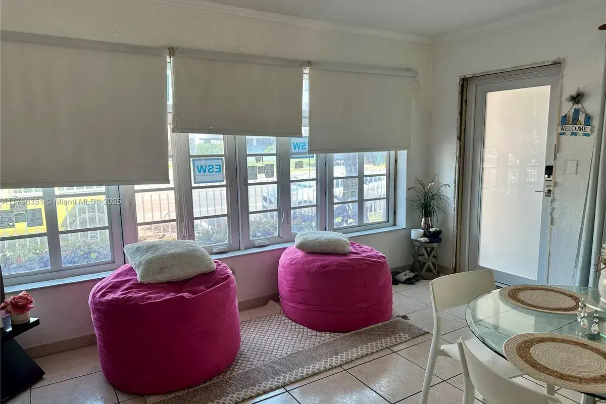 7435 Harding Ave # 101, Miami Beach FL 33141