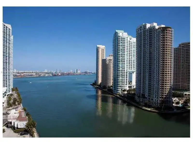 200 Biscayne Boulevard Way # 4904, Miami FL 33131 photo 4