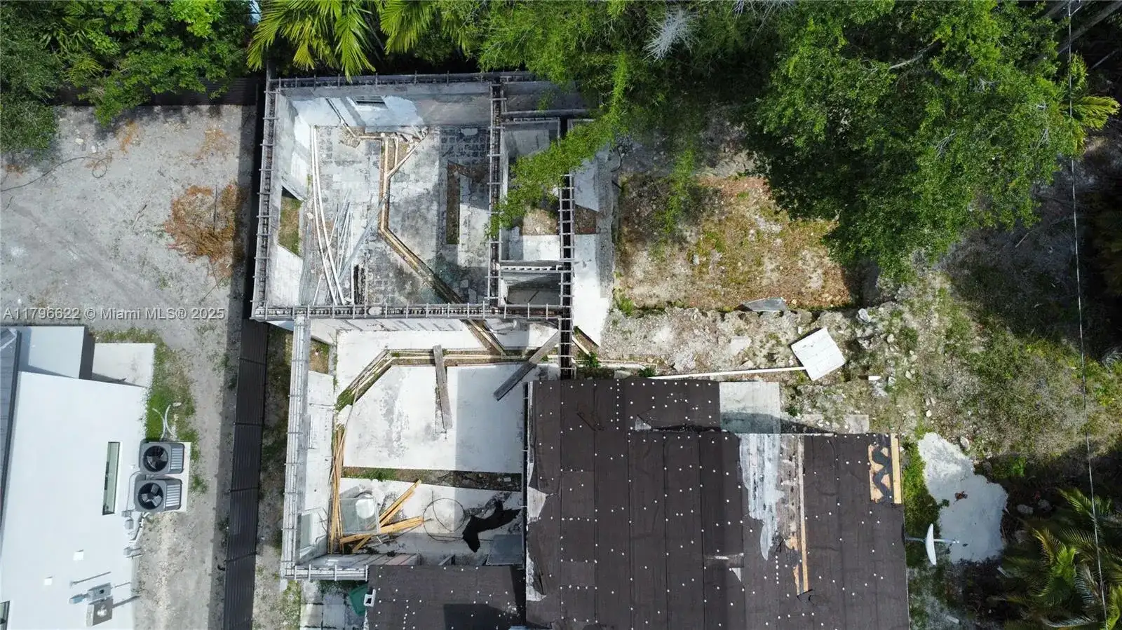 751 NE 70th St, Miami FL 33138 photo 3