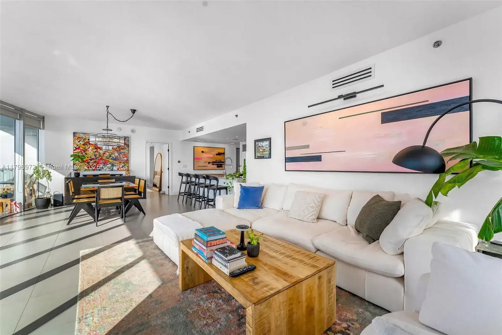 465 E Brickell Ave # 3901, Miami FL 33131 photo 2