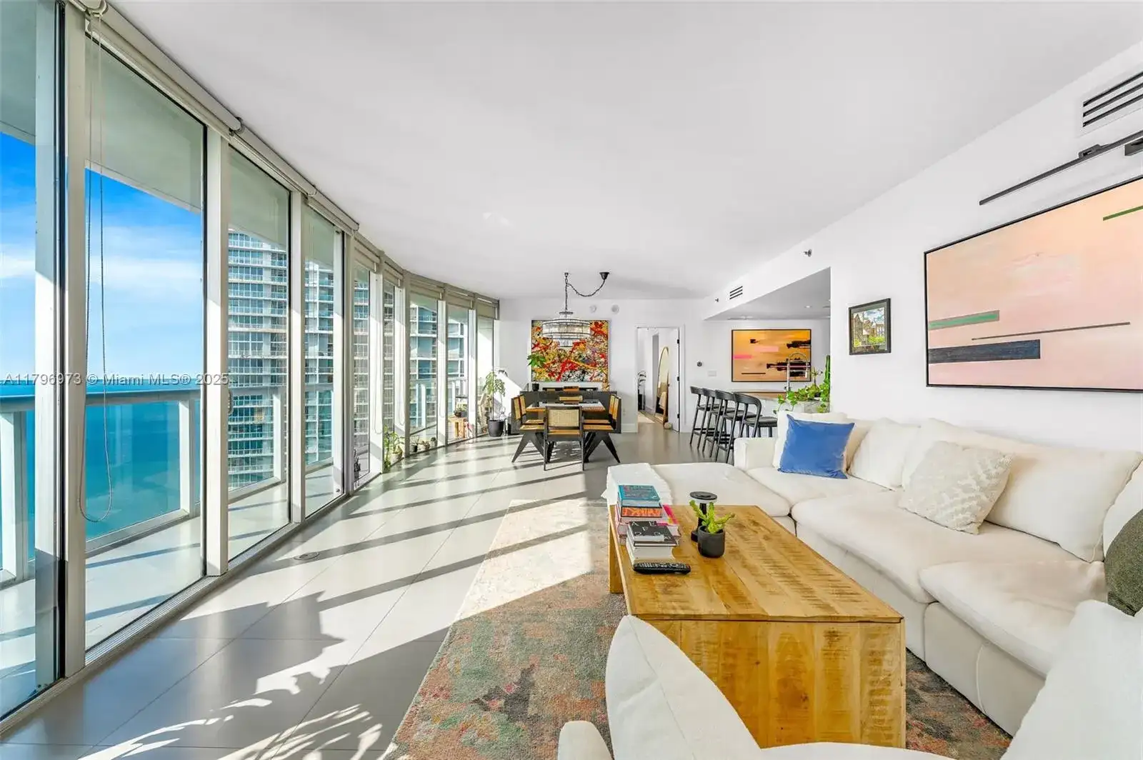 465 E Brickell Ave # 3901, Miami FL 33131 photo 3