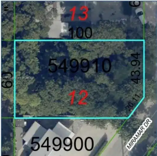 657 Colson Dr, Key Largo FL 33037 photo 2