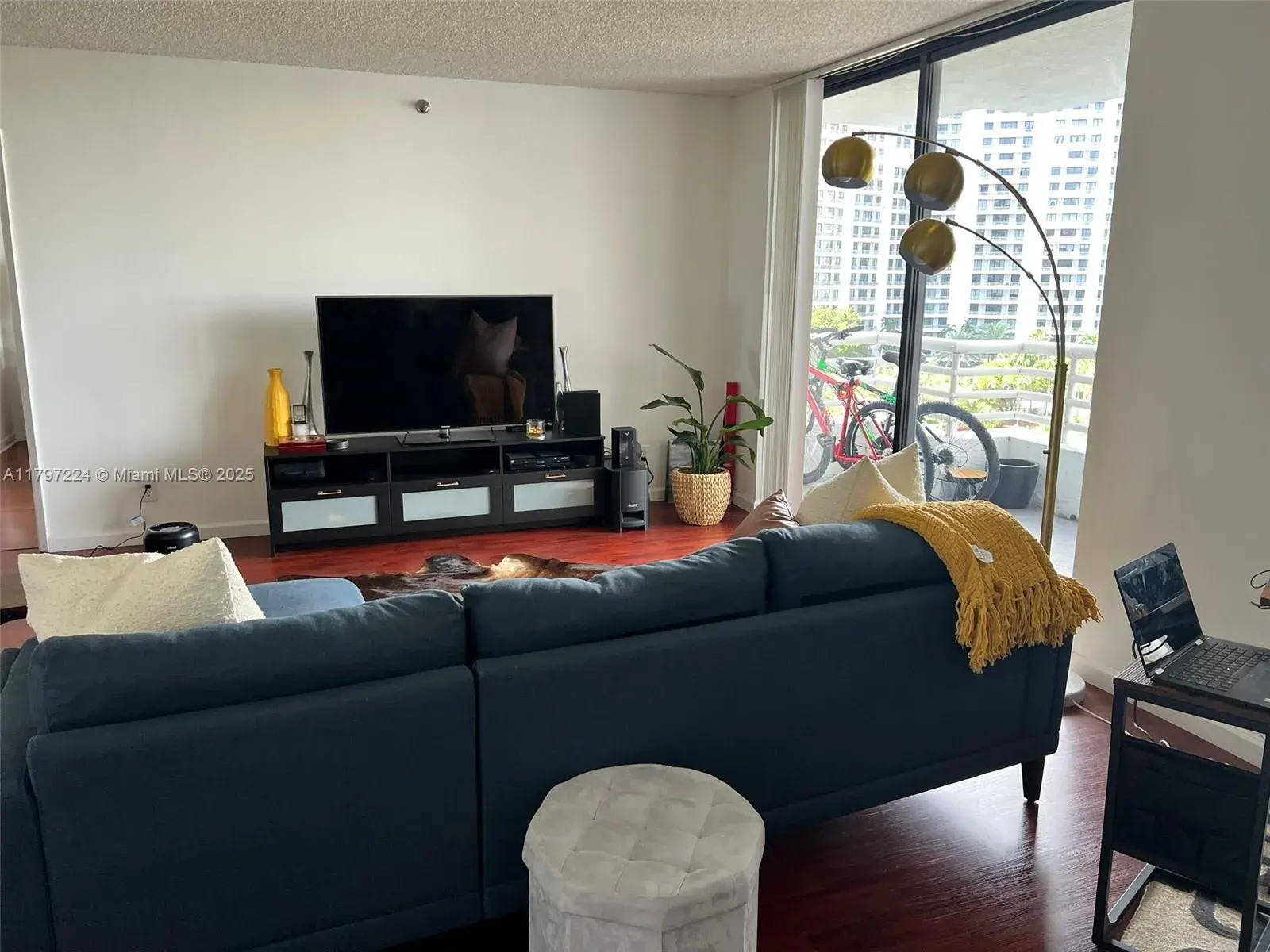 3300 NE 192nd St # 803, Aventura FL 33180