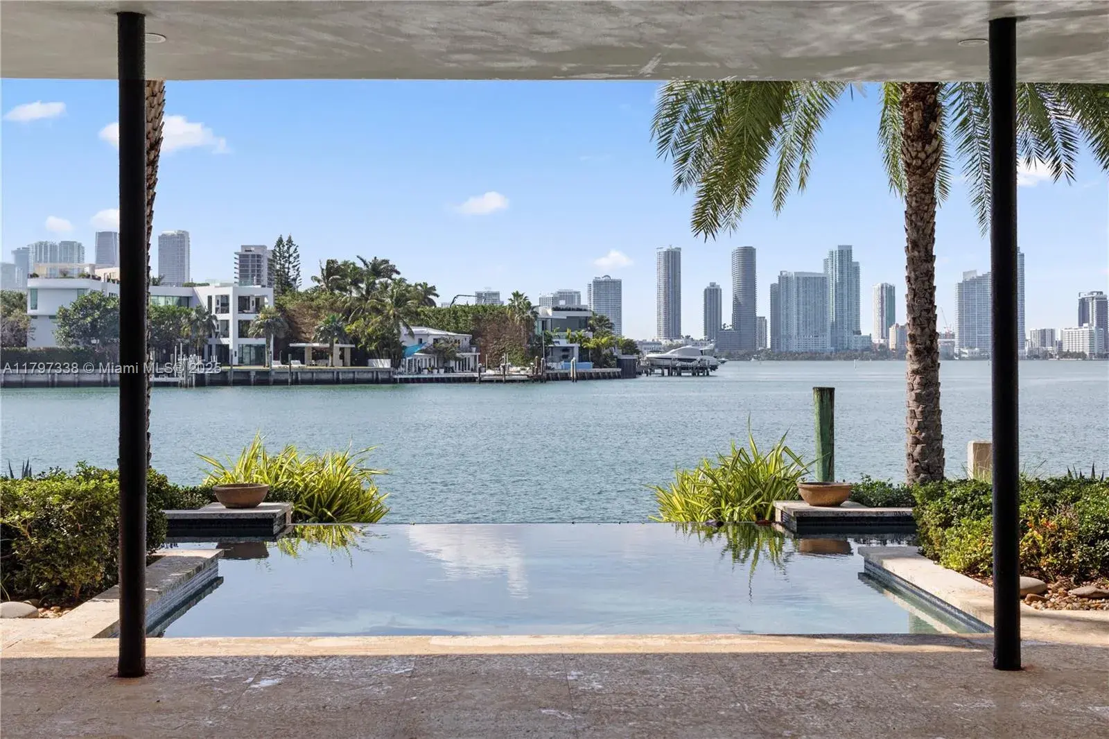 250 W San Marino Dr, Miami Beach FL 33139