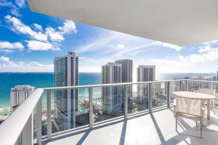 4010 S Ocean Dr # T3501, Hollywood FL 33019