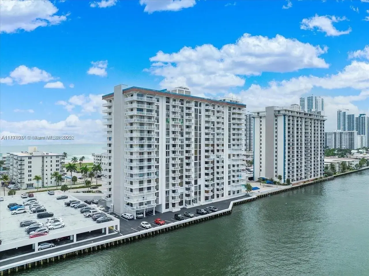 1500 S Ocean Dr # 2E, Hollywood FL 33009