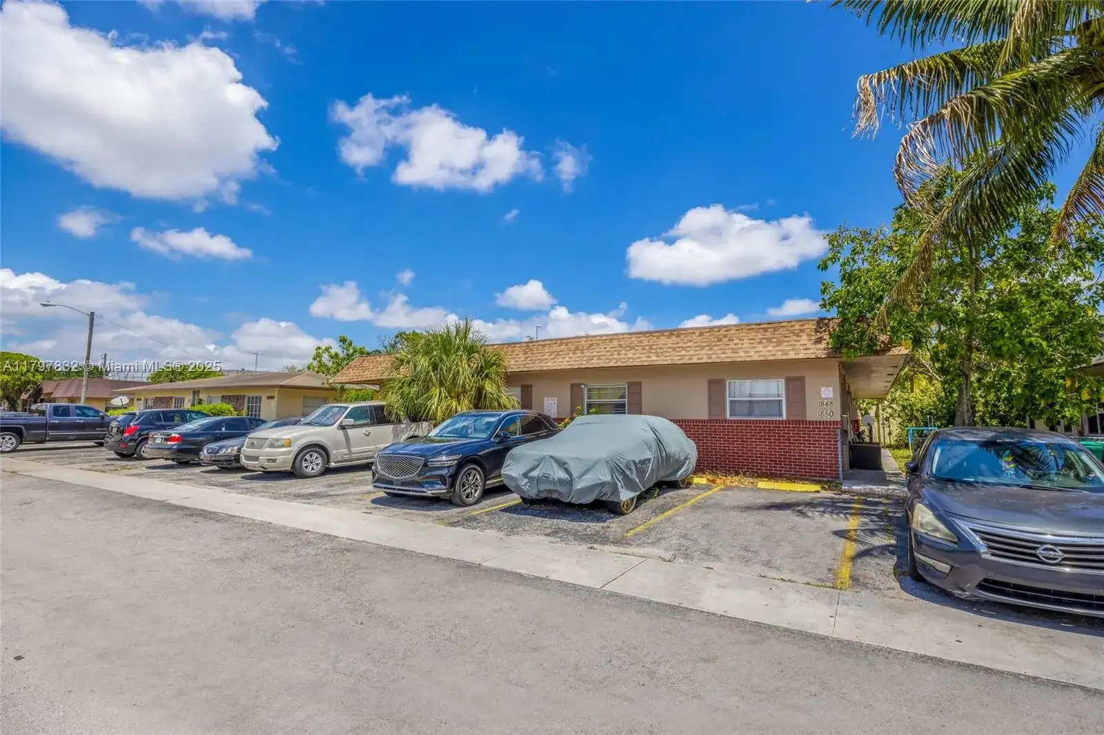 1848 NW 52nd Ave, Lauderhill FL 33313 photo 3