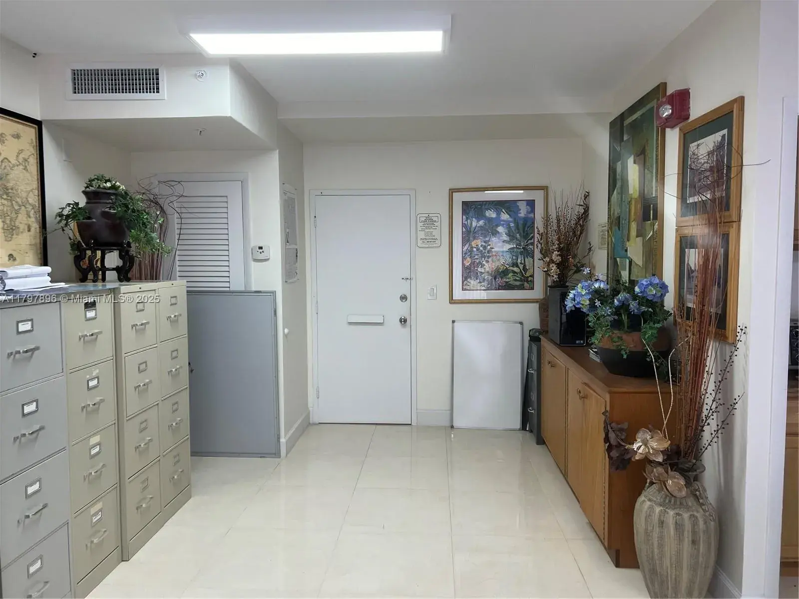 1720 Harrison St, Hollywood FL 33020