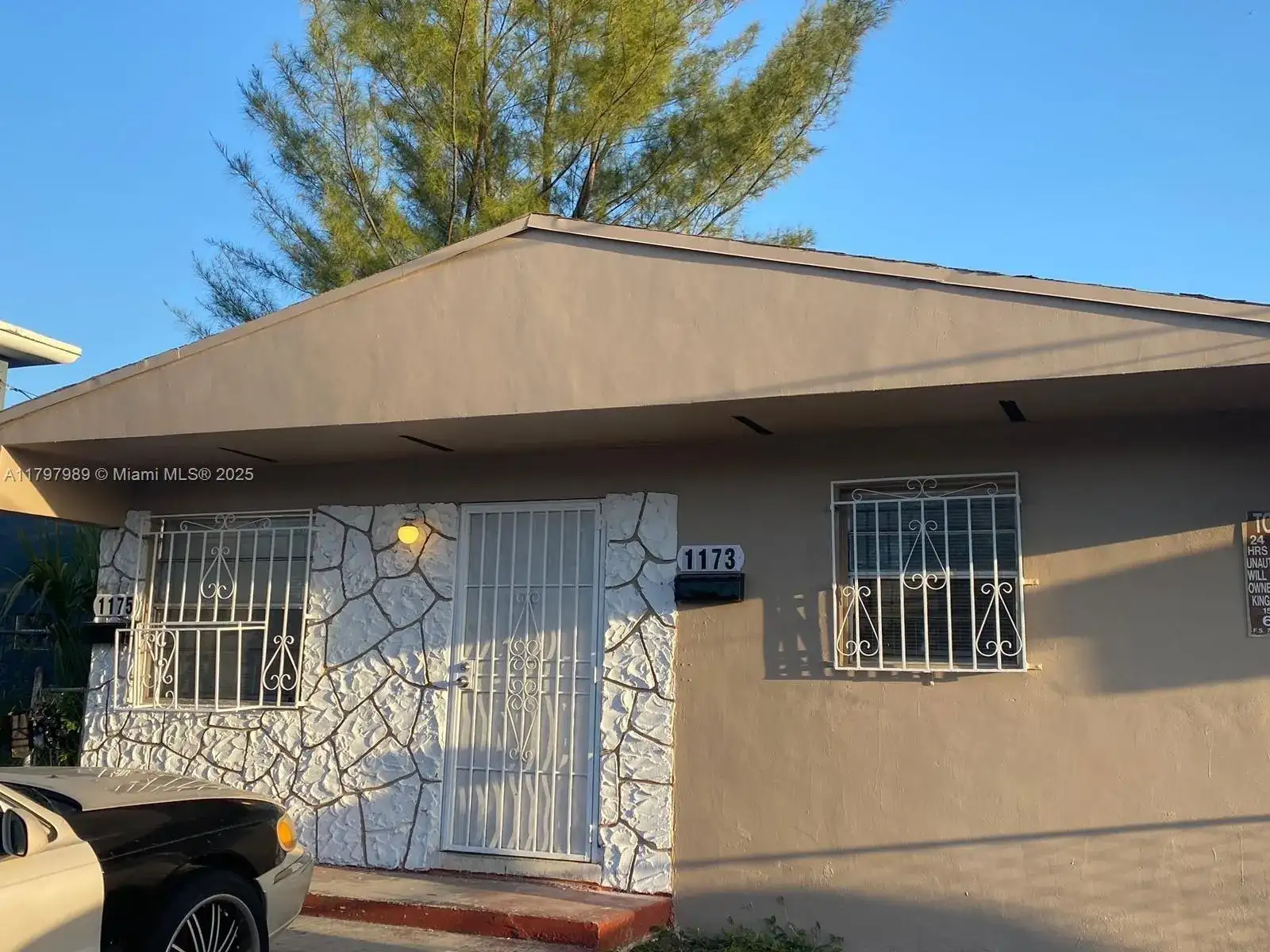 1173 NW 65th St, Miami FL 33150 photo 2
