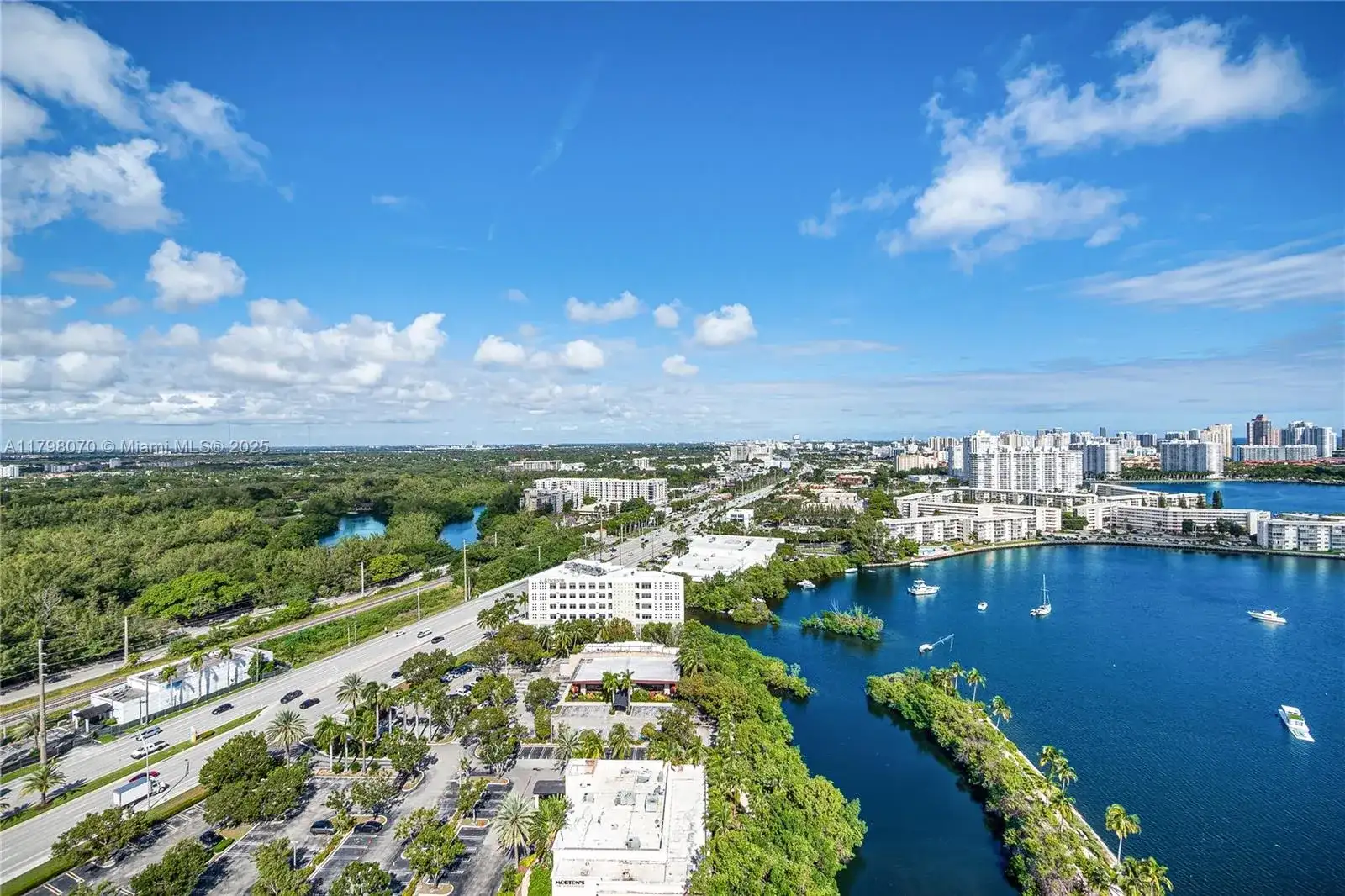17301 BISCAYNE BLVD, North Miami Beach FL 33160 photo 3