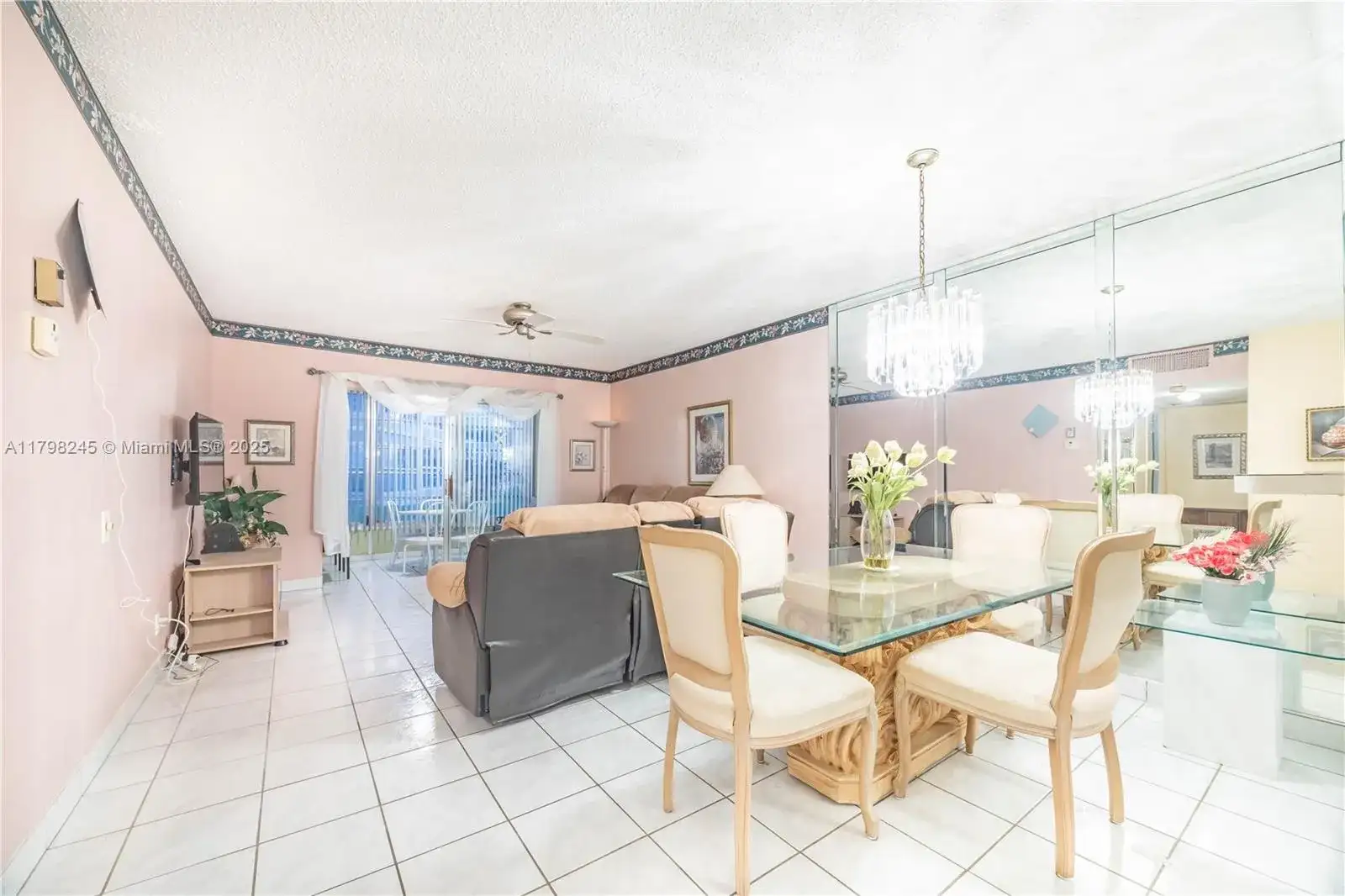 4701 NW 34th St # 401, Lauderdale Lakes FL 33319 photo 4
