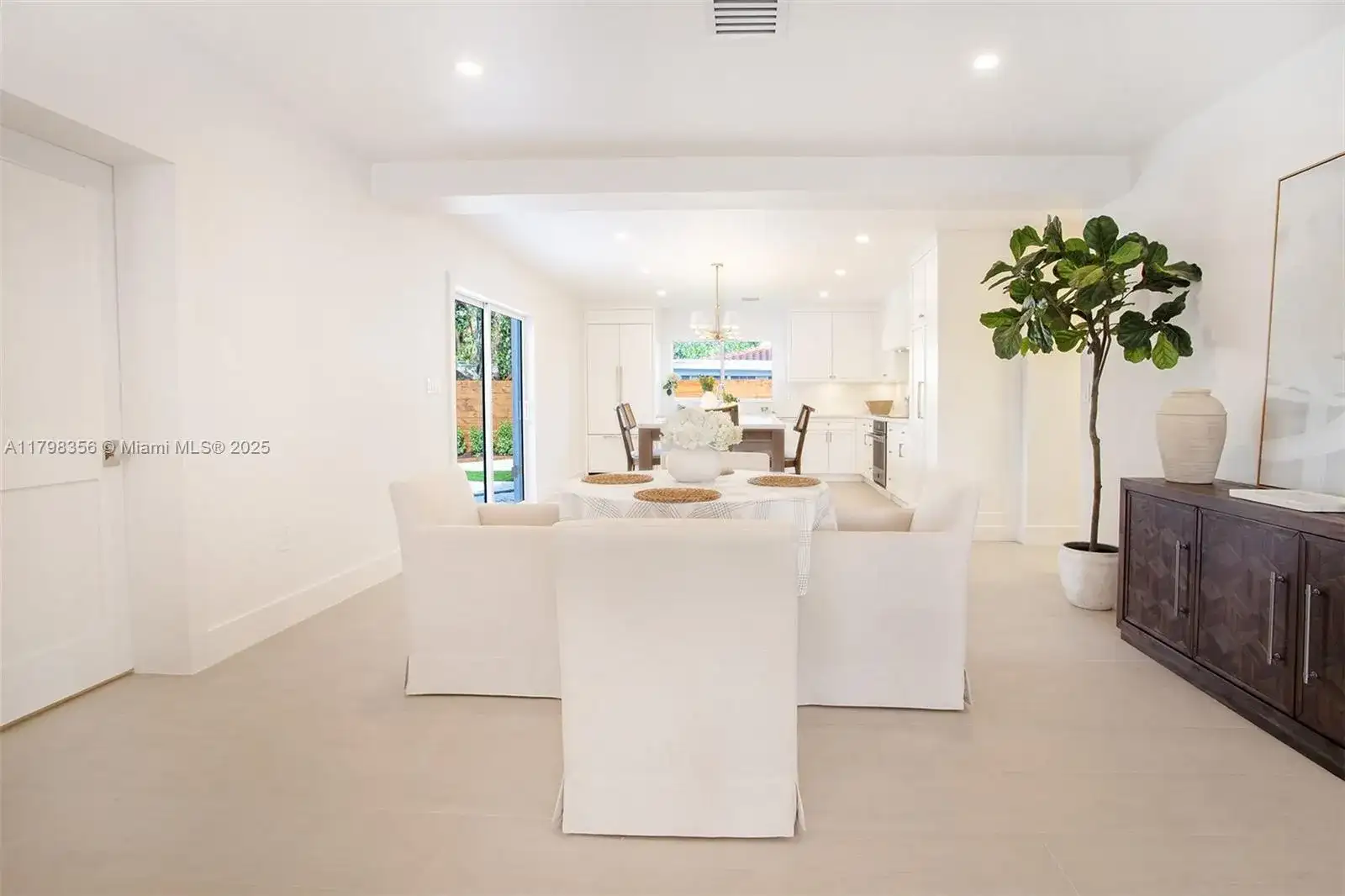 6395 SW 44th St, South Miami FL 33155 photo 4
