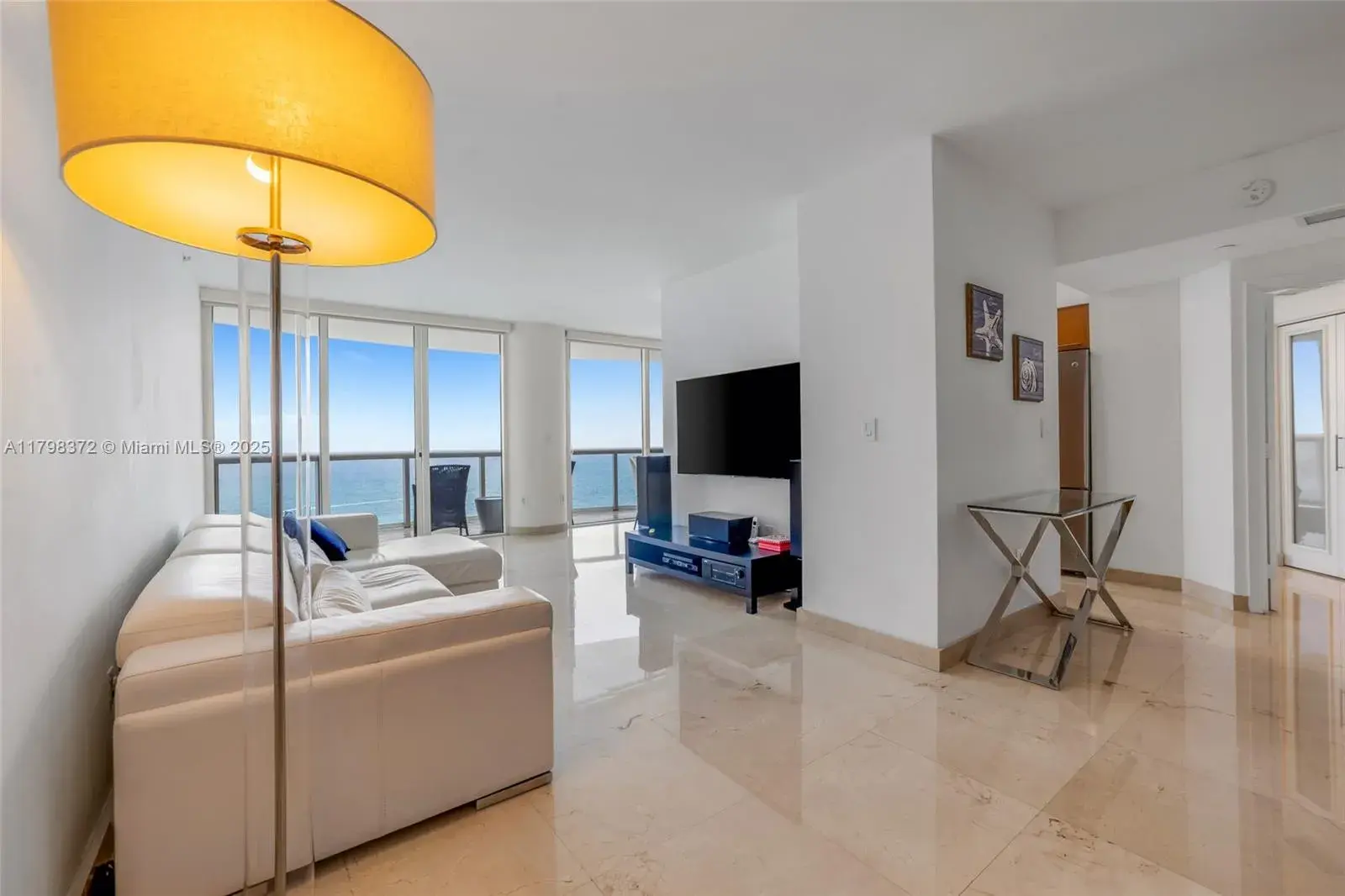 6365 Collins Ave # 3202, Miami Beach FL 33141