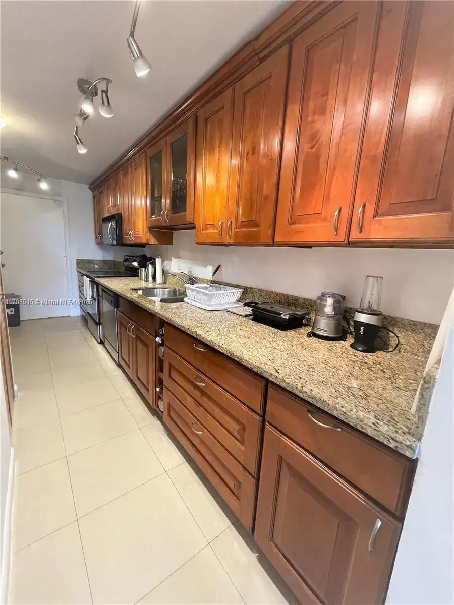 3660 NE 166th St # 307, North Miami Beach FL 33160 photo 4