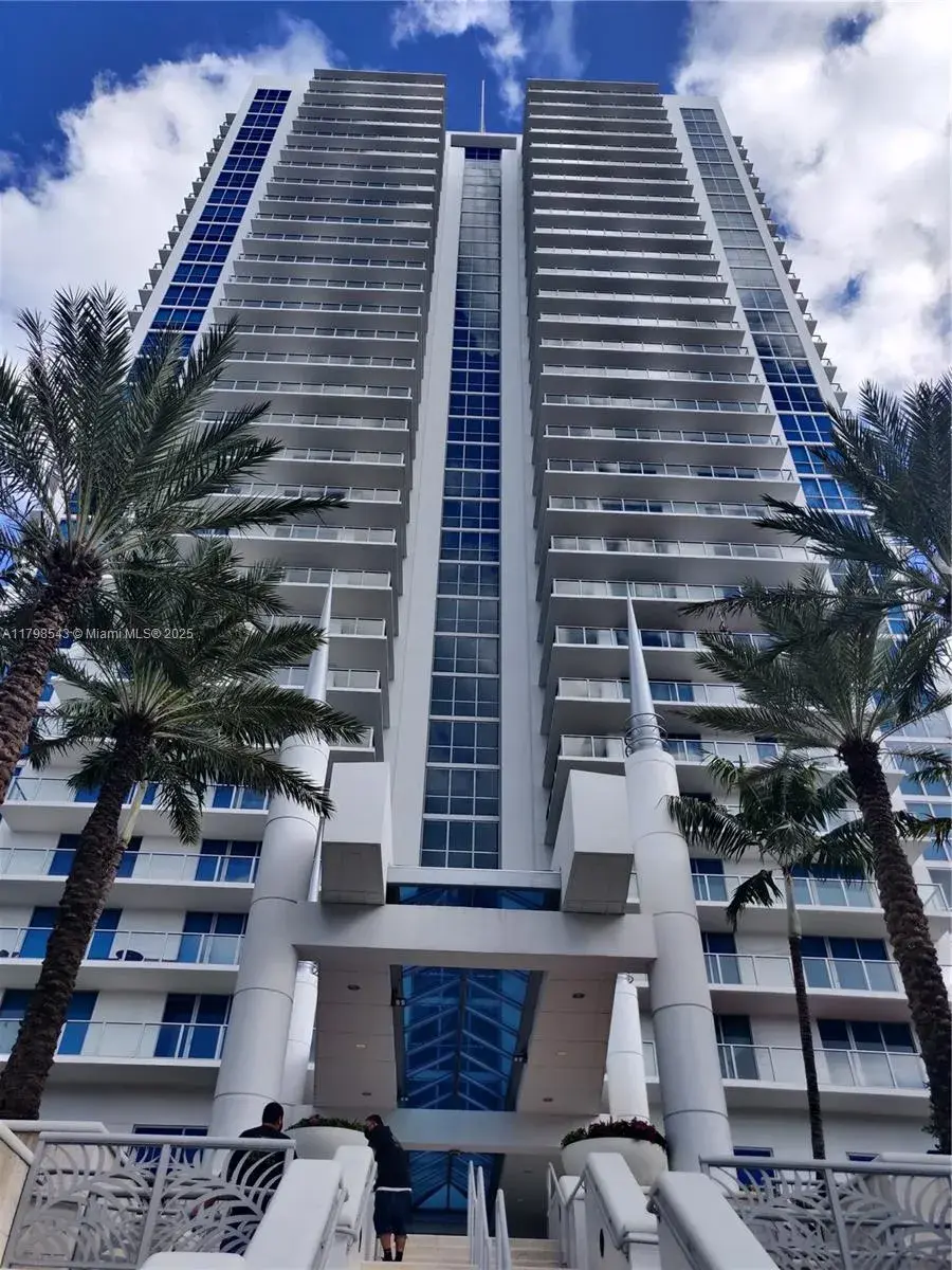 3101 S Ocean Dr # 2206, Hollywood FL 33019