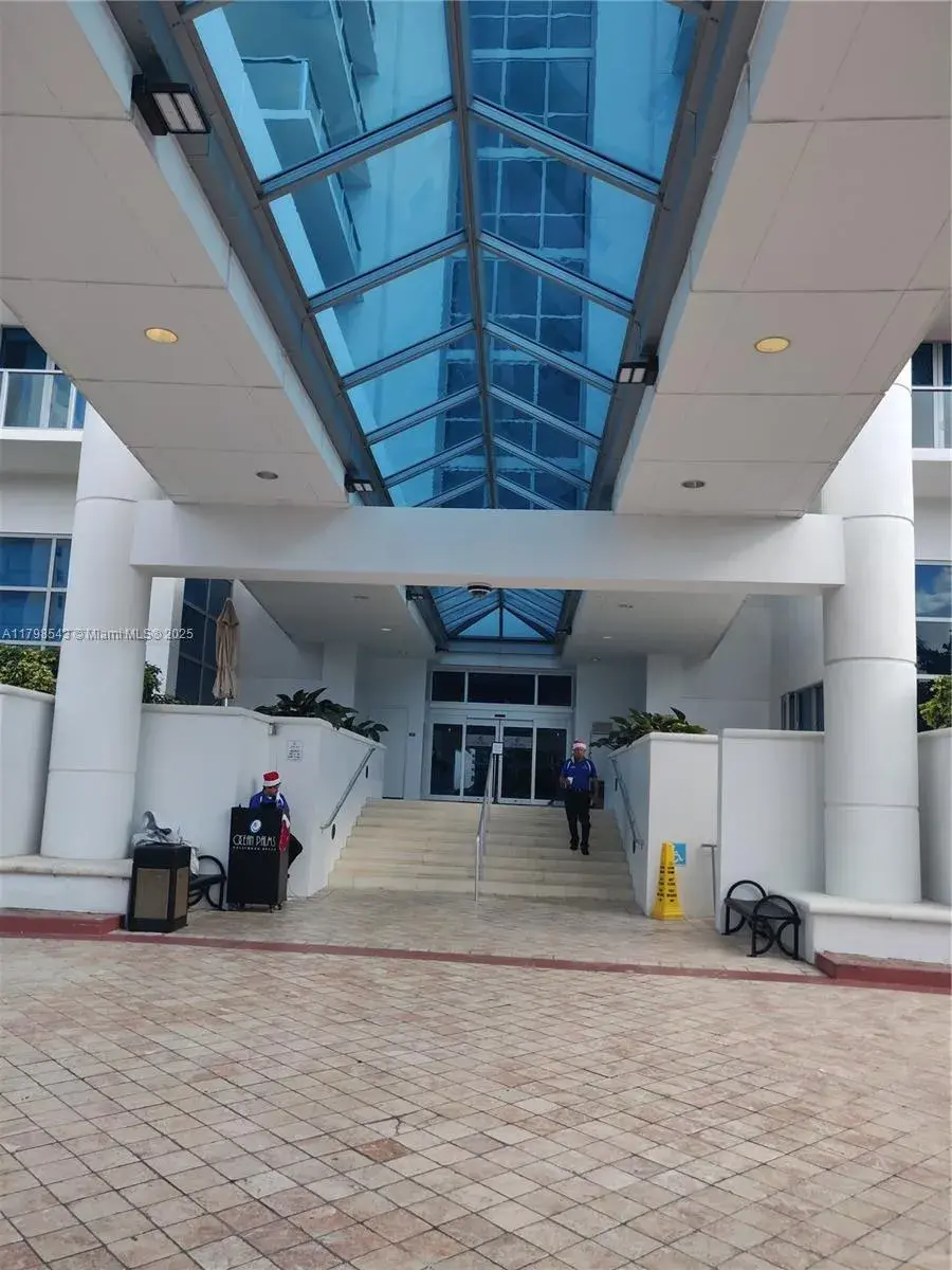 3101 S Ocean Dr # 2206, Hollywood FL 33019